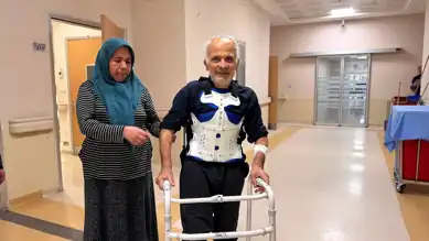 30 Yıllık Kamburdan Kurtuluş: Yüksek Riskli Ameliyat